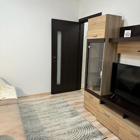 Luxury Young Residence Ιάσιο Εξωτερικό φωτογραφία