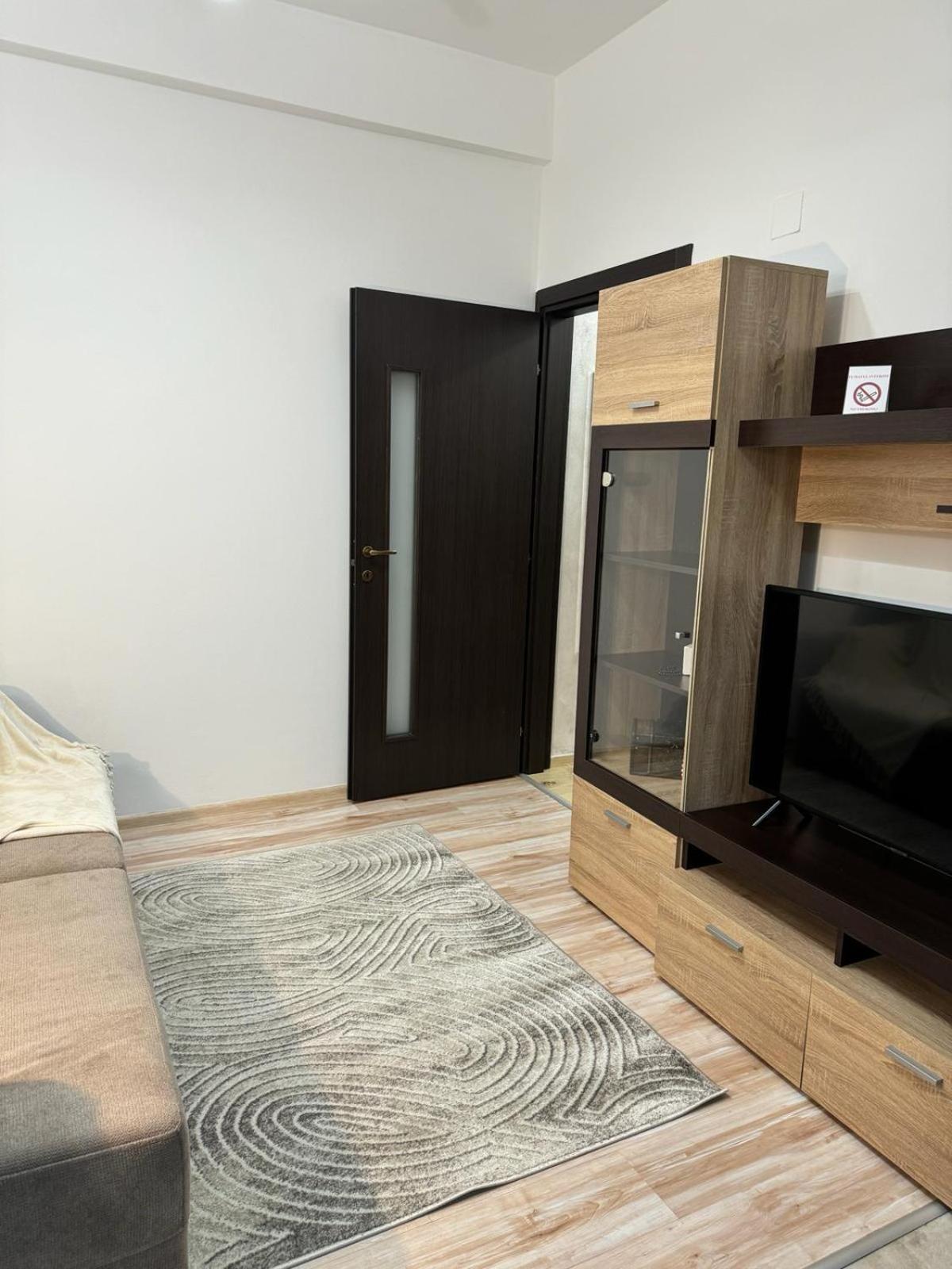 Luxury Young Residence Ιάσιο Εξωτερικό φωτογραφία