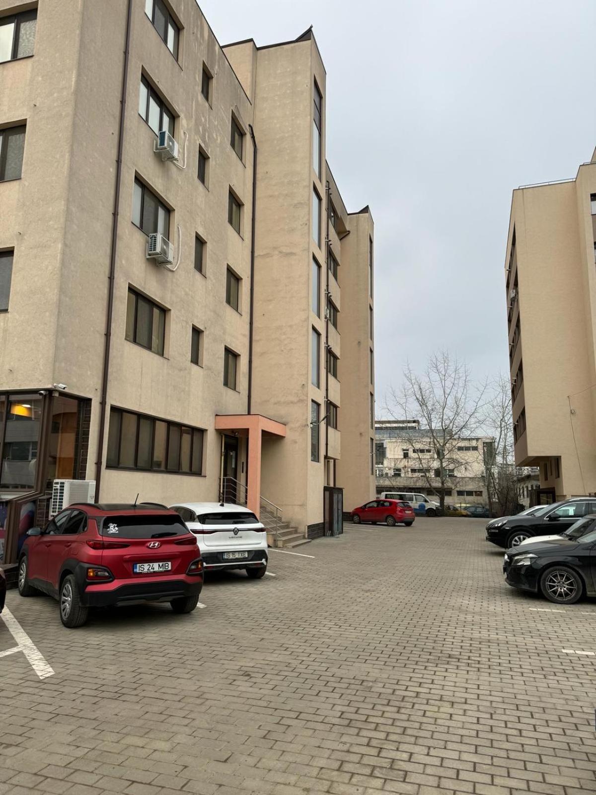 Luxury Young Residence Ιάσιο Εξωτερικό φωτογραφία